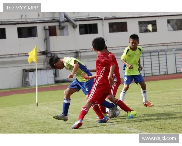 足球精神:深入解析上海足球队的心理素质与竞技表现 足球精神:深入解析上海足球队的心理素质与竞技表现
