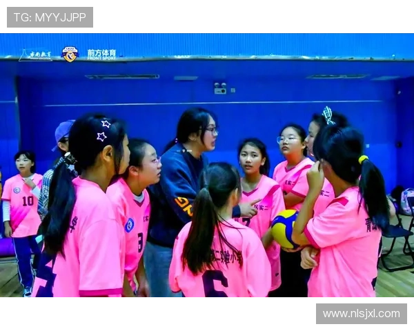 杭州排球队的拼搏之路：世锦赛背后的故事与荣耀